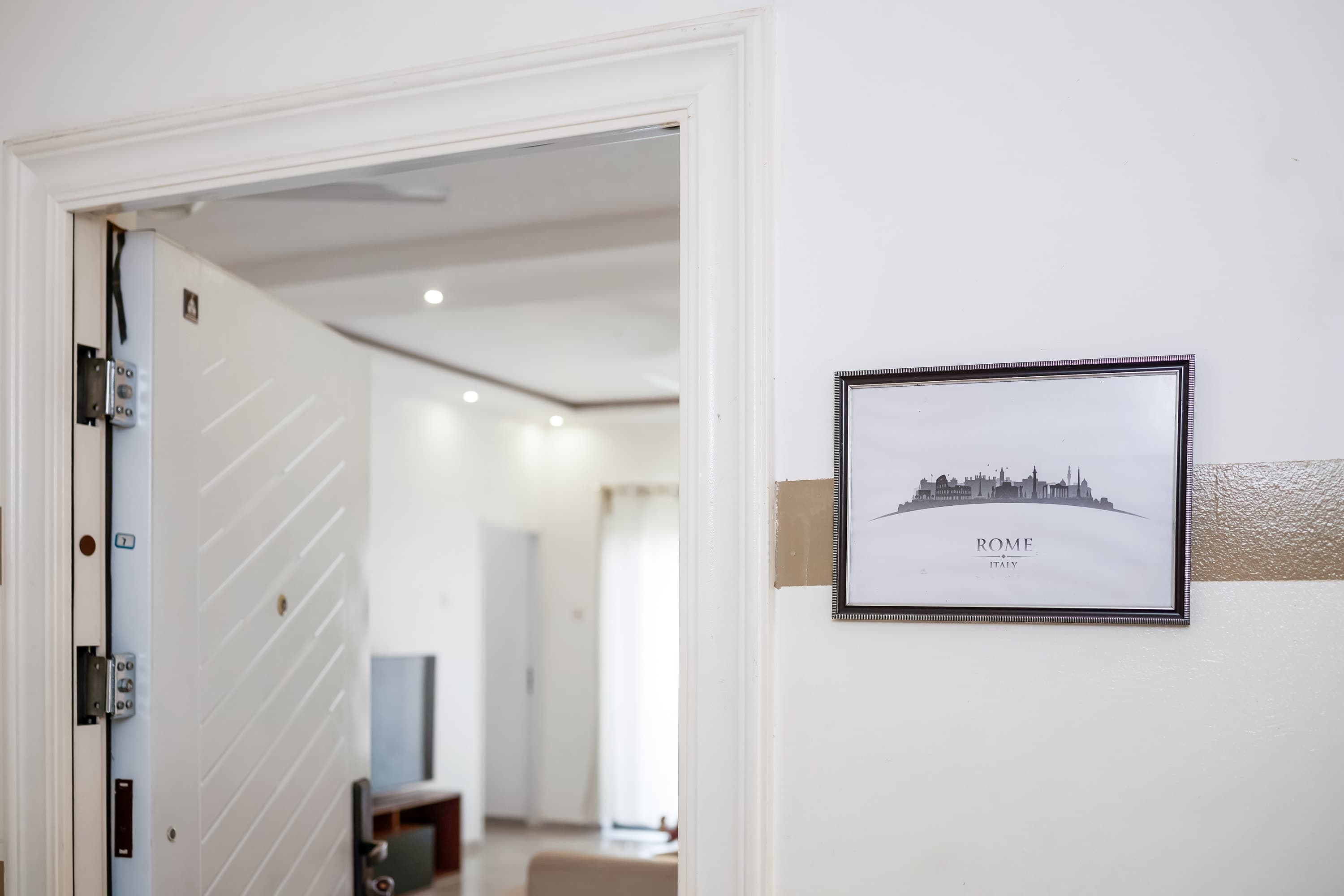 Modern 1BR East Legon Hills | Fast WiFi • AC • Near Airport